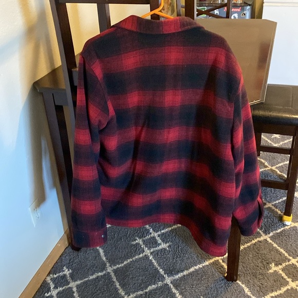 Sherpa lined flannel XL jacket - Picture 3 of 6
